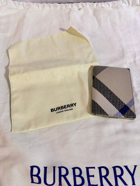 Burberry Novacheck Pocket Organizer