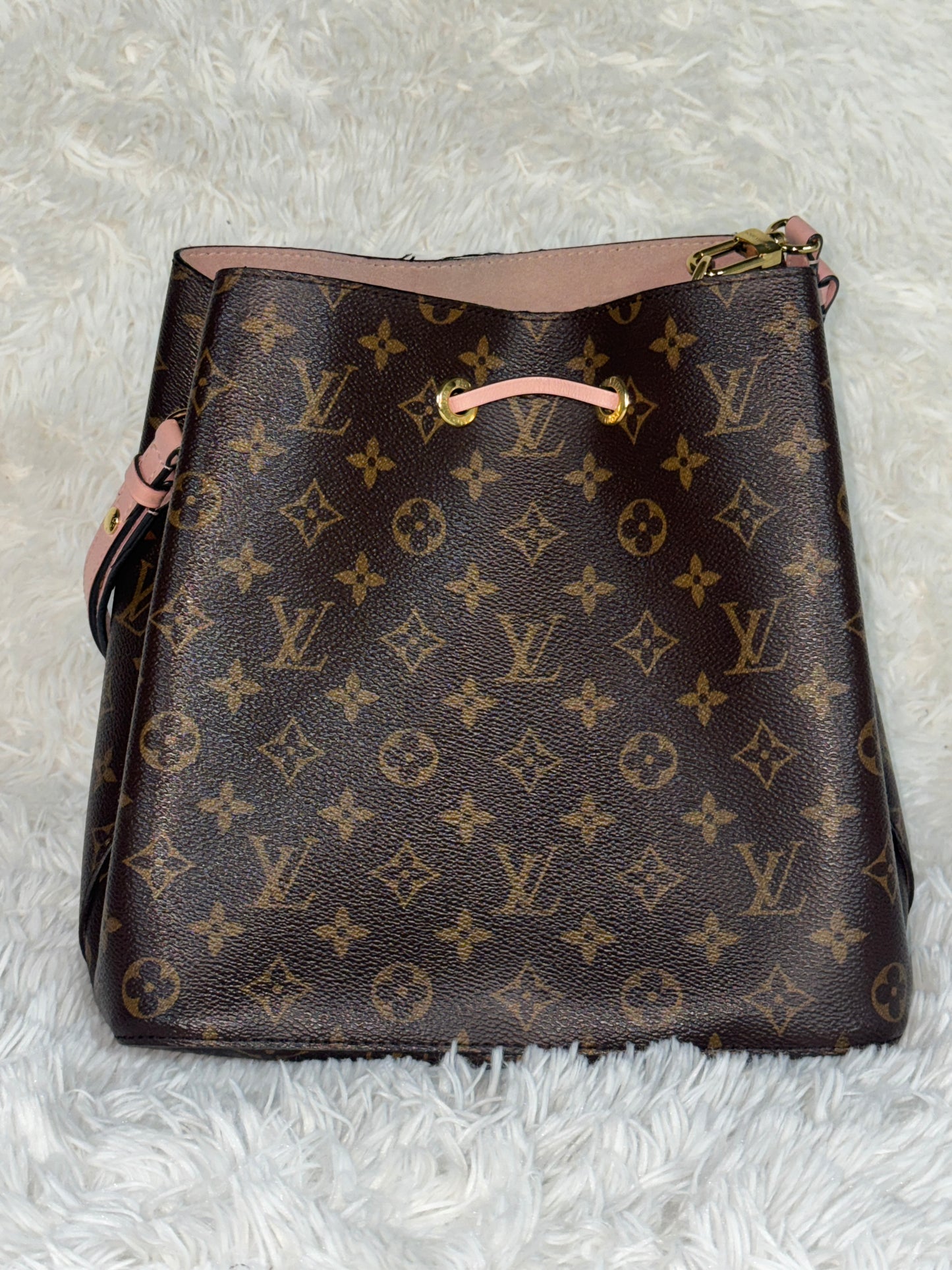 Louis Vuitton Monogram Canvas MM Neonoe Rose Poudre